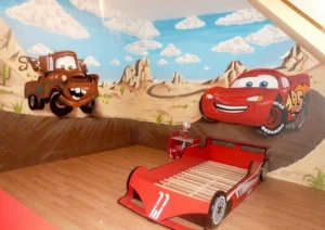 Vẽ tranh tường phòng ngủ cho bé trai