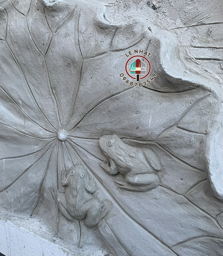 Chi tiết trong Tranh đắp nổi 3d sen hạc tại Quốc Oai - Hà Nội