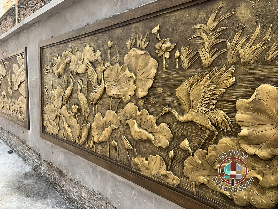 Sp hoàn thiện thực tế công trình Tranh đắp nổi sen hạc giả đồng tại An Khánh - Hoài Đức - Hà Nội