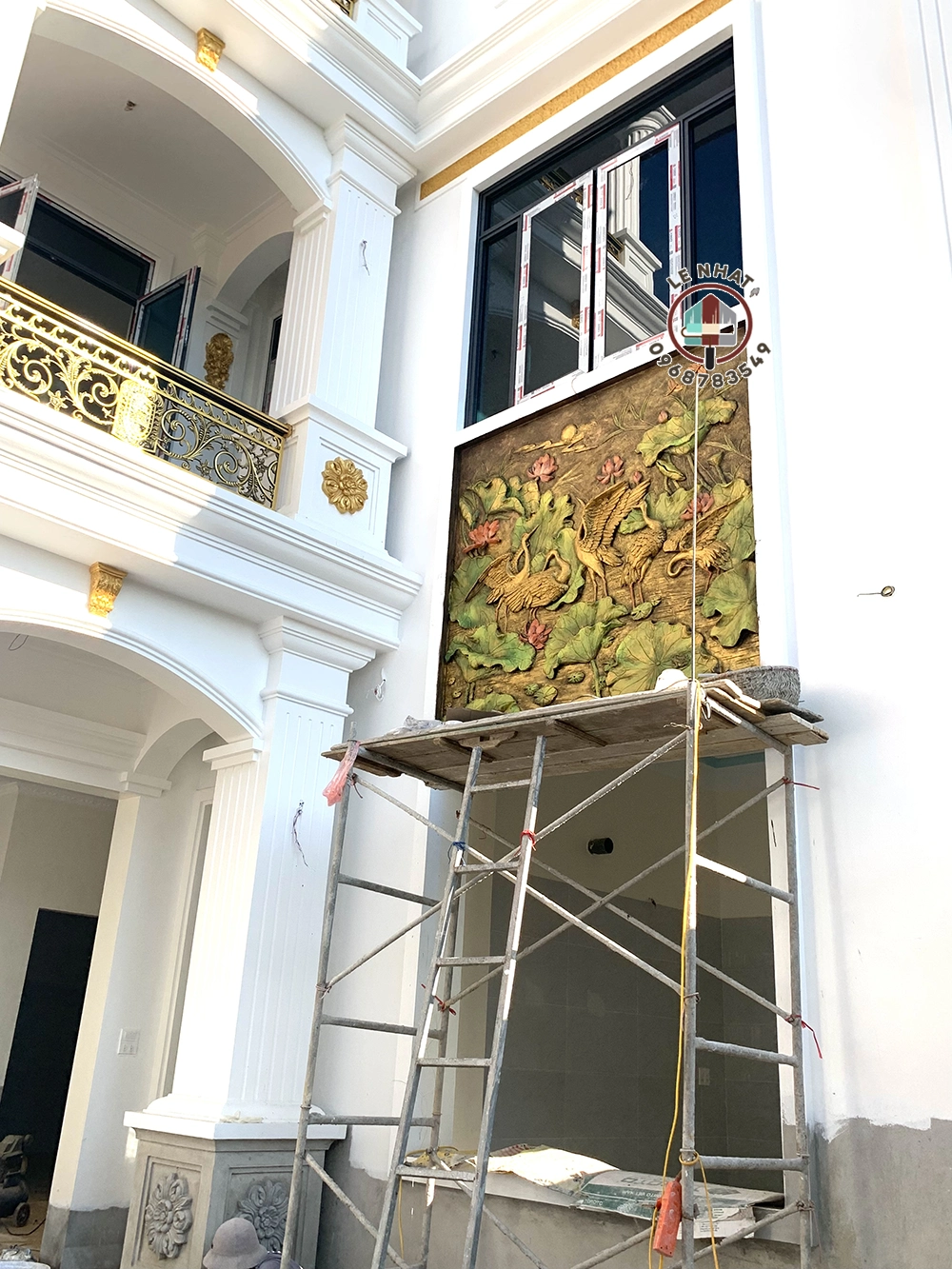 Tổng thể thi công thực tế Tranh đắp nổi 3d sen hạc tại Quốc Oai - Hà Nội