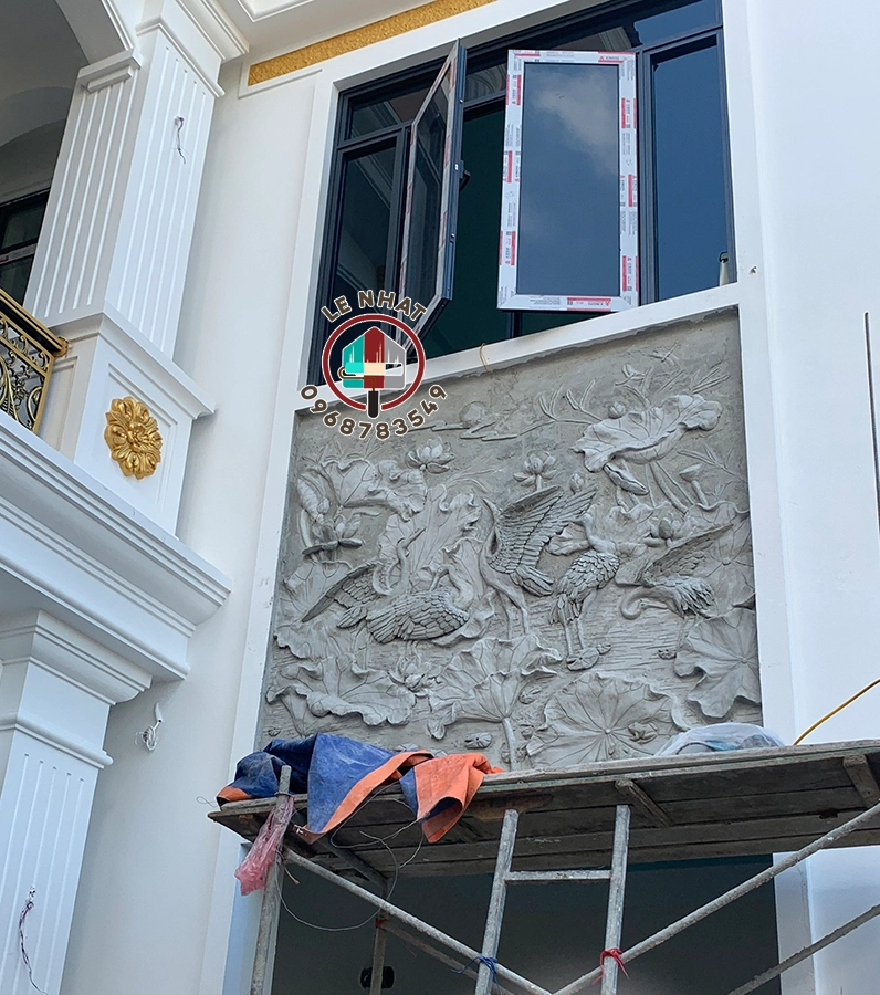 Tranh dap noi tren tuong nghe thuat